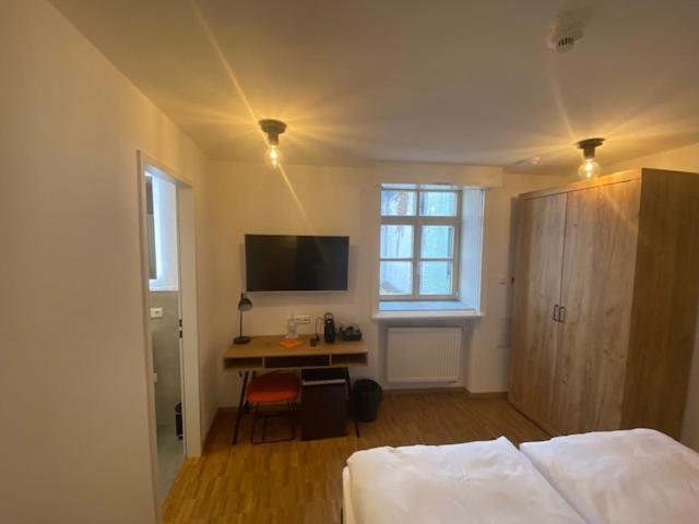 Altstadthotel Alt & Jung Regensburg Exterior photo